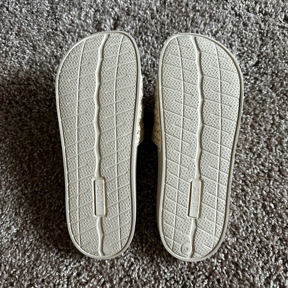 💛ROXY SLIDES💛 - Picture 3 of 3